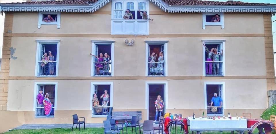 La Cochera De Somao, Casona De Tipologia Indiana Сомадо Экстерьер фото